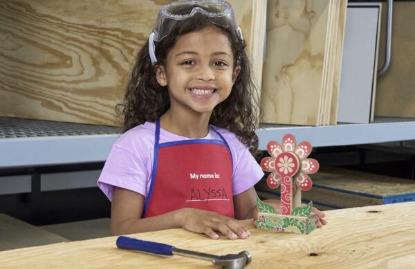 Kids Build FREE Spinning Trinket Box at Lowe’s Workshop